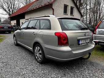 Toyota Avensis - 6