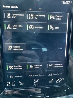 Volvo V90, MOMENTUM, 2018, D4 142KW, 8.st. automat - 6