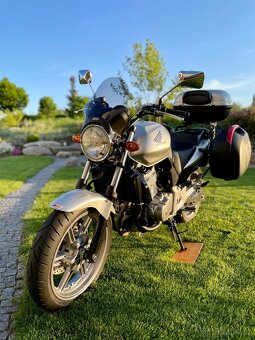 HONDA CBF 500 - 6