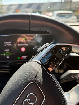 Audi E-Tron Q8 50 quattro DPH - 6