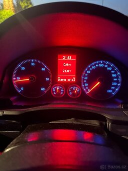 Volkswagen Golf GT - 6