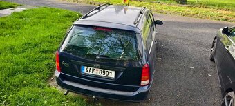 Ford Focus 1.8 2001 rv - 6