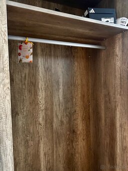 Šatní skříň 3m - 6