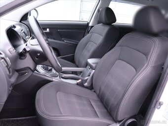 Kia Sportage 1,6 GDi 99kW CZ 35.380Km Klima (2014) - 6