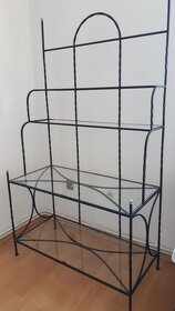 Prodám kovaný použitý nábytek se skleněnými výplněmi - 6