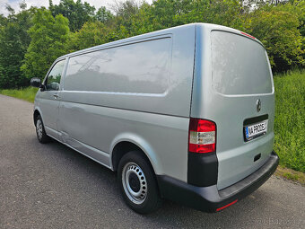 VW Transporter T5.1 L2 2015 serviska ČR 149 t.km 2.maj. - 6