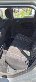 Ford Focus kombi 1.6 TDCI 66 kw - 6