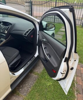 Ford Focus 1.6 TDCi 77kW 2014 kombi - 6