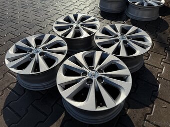 Alu Toyota 5x114,3r17 7J ET 50 - 6