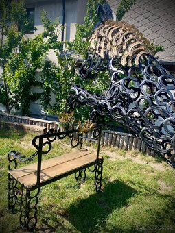 Koně z podkov v životní velikosti - 6