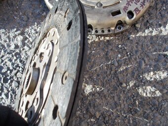 Spojka VW Golf IV 1.9TDI 74kw - 6