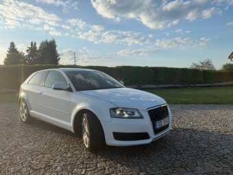 Audi A3 8p 1.9 TDI model 2010 Facelift-Xenony-Alcantara - 6