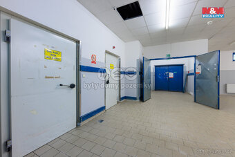 Pronájem obchod a služby, 1.200 m², Kraslice, ul. 5. května - 6