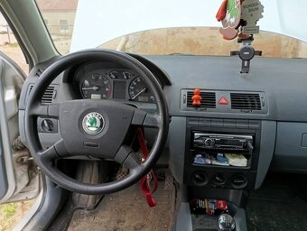Škoda Fabia 1.2 MPI 40KW - 6