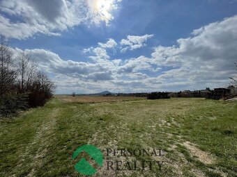 Prodej pozemku k bydlení 1901 m2, Čížkovice, ev.č. 01259 - 6