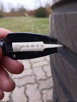 Letní pneu 215/65 R17 - 6