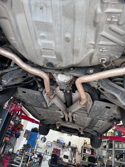 Dodge Challenger 3.6 V6 - 6