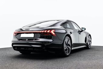 Audi E-tron GT - 6