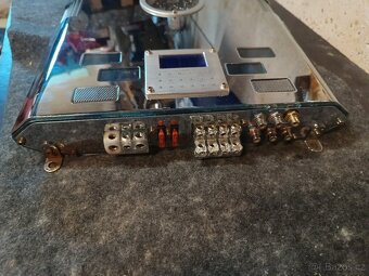 Legendární Zesilovač Audiobahn A6601T - 6