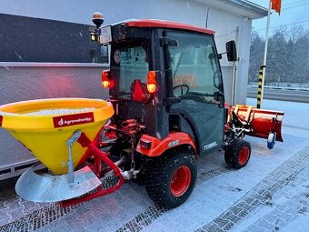 Zánovný traktor Kubota BX231-zimný set 4WD - 6