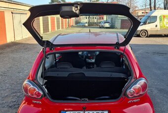 Toyota AYGO 1.0i 50kw - 6