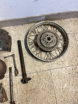 Různé díly Jawa/ČZ - 6