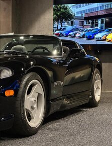1994 Dodge Viper RT/10 - 6