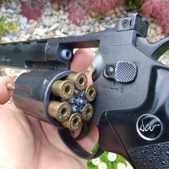 Vzduchová pistole DAN WESSON 8” - CO2 - 6