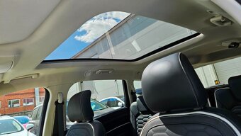 Ford S-MAX 2.0i HEV 140 kW Vignale AT - 6