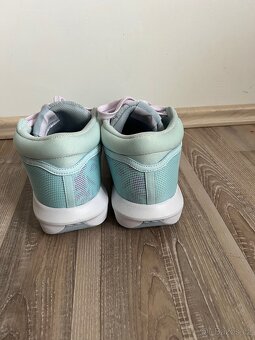 Nike LeBron witness 8 - 6