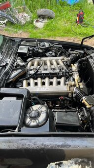 Bmw e32 750i - 6