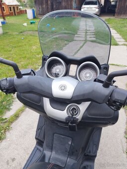 Yamaha xmax 125 - 6