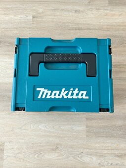 Makita frézka RT0700CX2J - Jako nová - 6