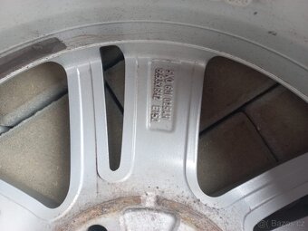 Kola VW Golf 5K0601025AH - 6