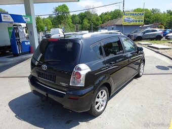 Toyota Corolla Verso 2,2 D-4D, 7 MÍST - 6