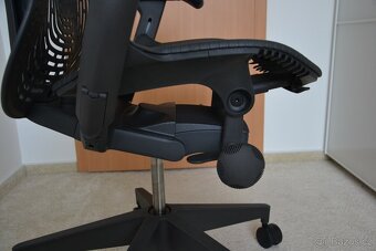 Kancelářská židle Herman Miller Mirra 2 NOVÁ, ZÁRUKA - 6