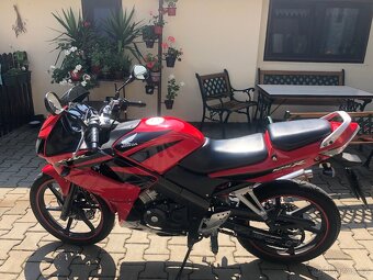 Honda cbr 125r - 6