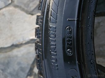 Zimní pneumatiky R18/45/235 - 6