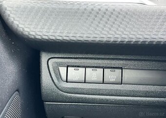 Peugeot 2008 1.2i AUTOMAT NAVI ČR 1.MAJ. automat 81 kw - 6