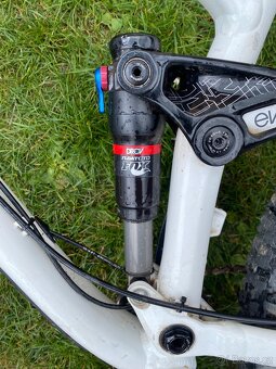 Prodám kolo Trek fuel ex 8 - 6