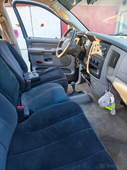 Dodge RAM 1500 5.7hemi - 6