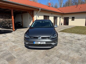 Prodám VW Golf 7 Alltrack 2 l, 135 kw, r.v.2019,4x4 - 6