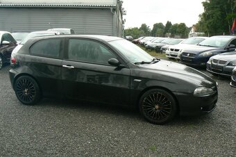 Alfa Romeo 147 1.6 -2006 -3. dveř. - 6
