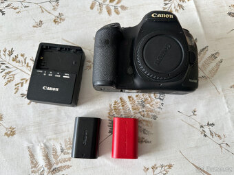Canon 5D Mark III - 6
