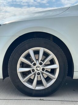 Škoda Octavia III 2.0TDI DSG - 6
