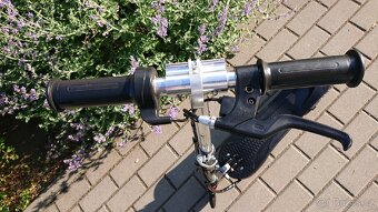 Detska elektrokolobezka Eljet Dino - 6