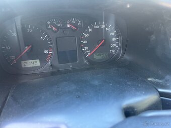 Vw T4 Caravelle,2.5 TDi 110kw,R.v 2003 - 6