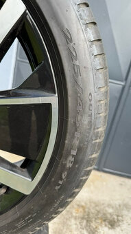Prodám originál ALU Škoda VEGA AERO 225/45/18 5x112 Pirelli - 6