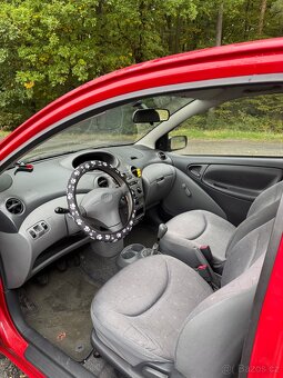 Toyota Yaris - 6