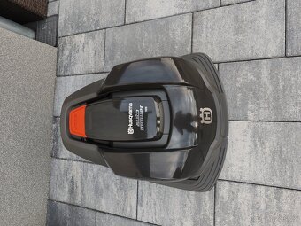 Husqvarna autoMover 105 robotická sekačka - 6